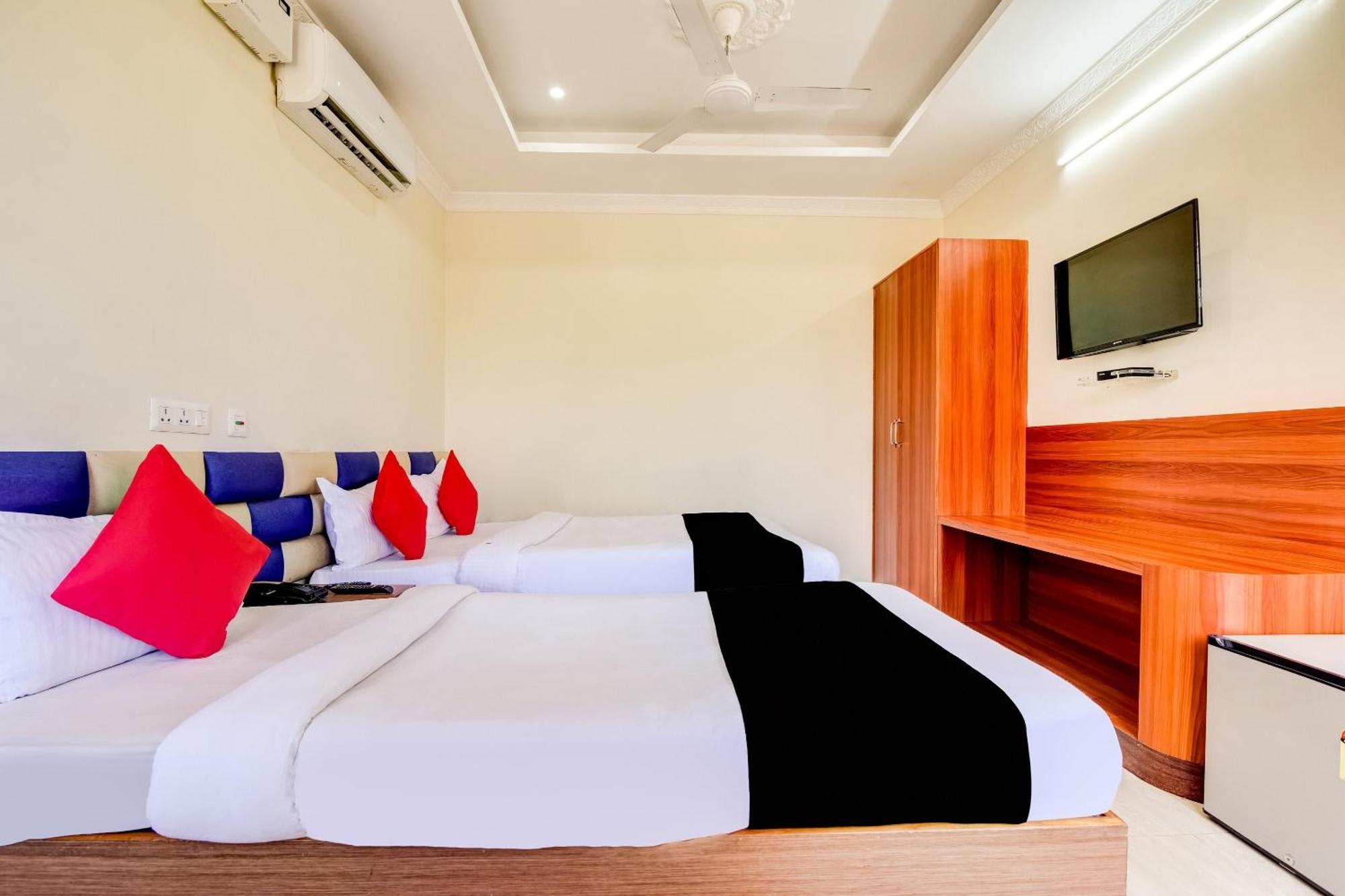 Capital O Good Luck Residency Hotel Dispur Exterior photo
