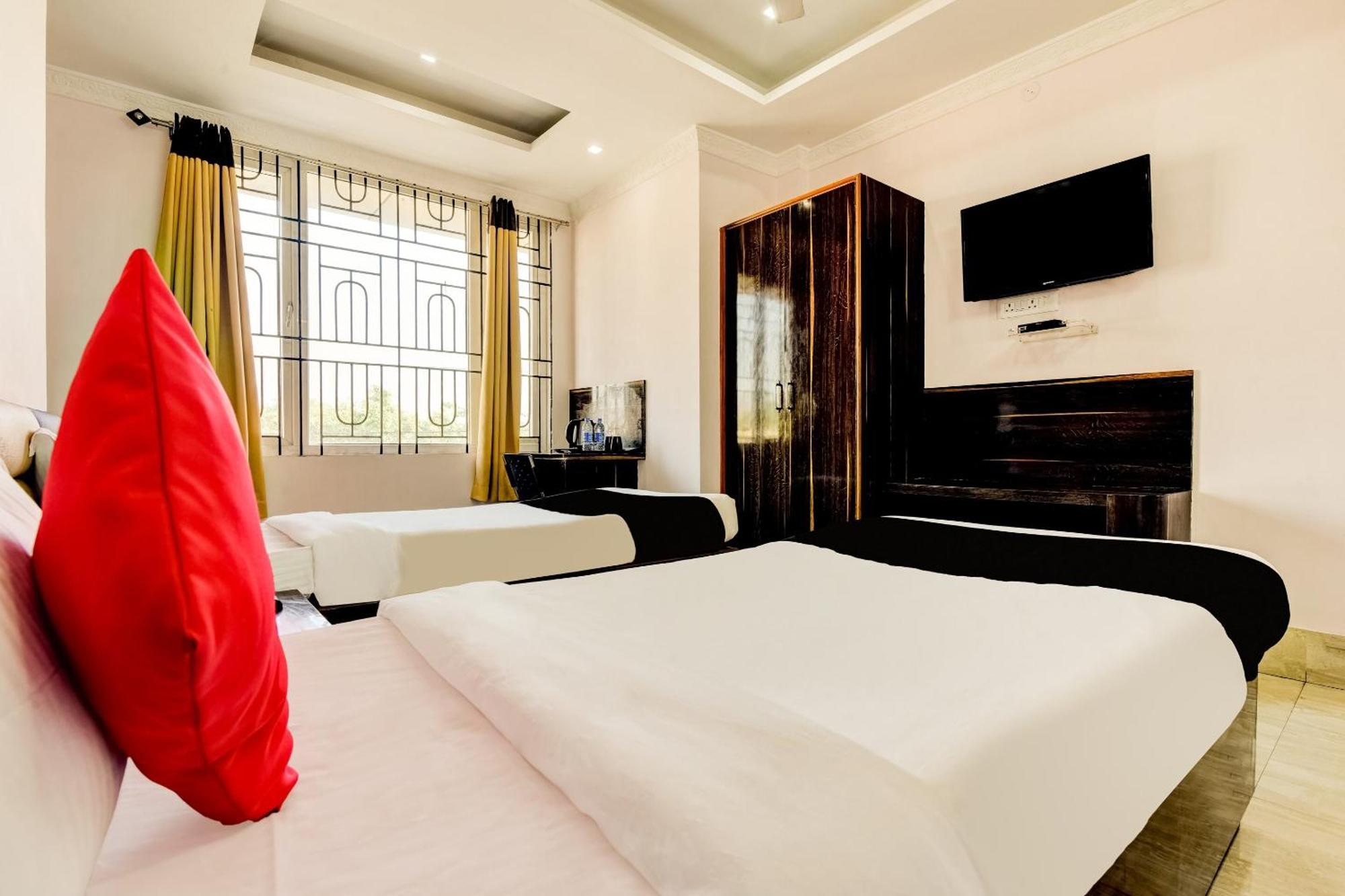 Capital O Good Luck Residency Hotel Dispur Exterior photo